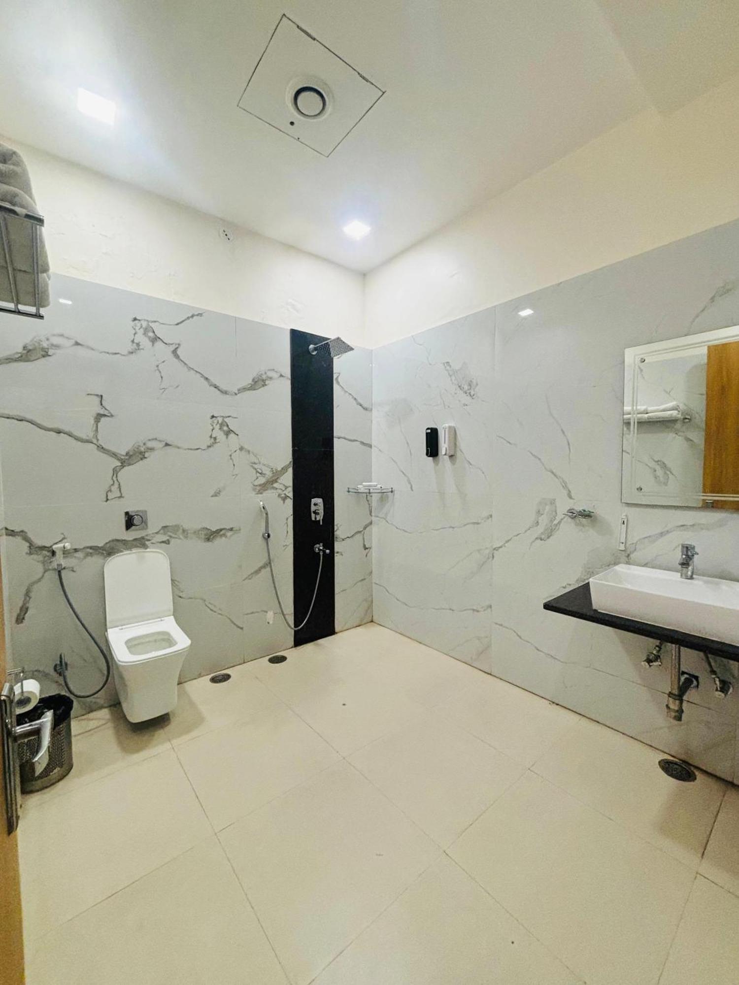 Hotel Amar Vilas & Resort Bharatpur Exterior photo
