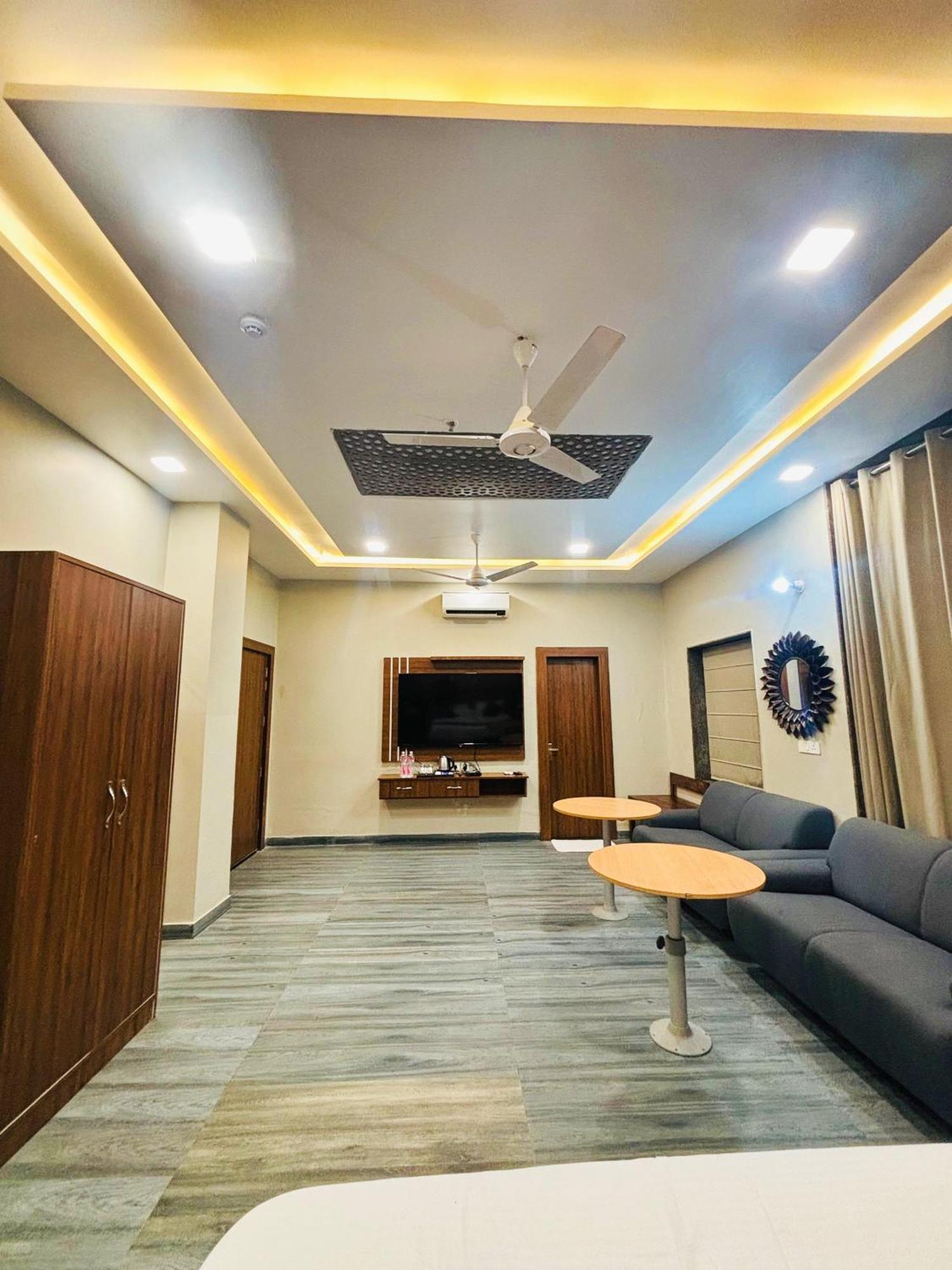 Hotel Amar Vilas & Resort Bharatpur Exterior photo