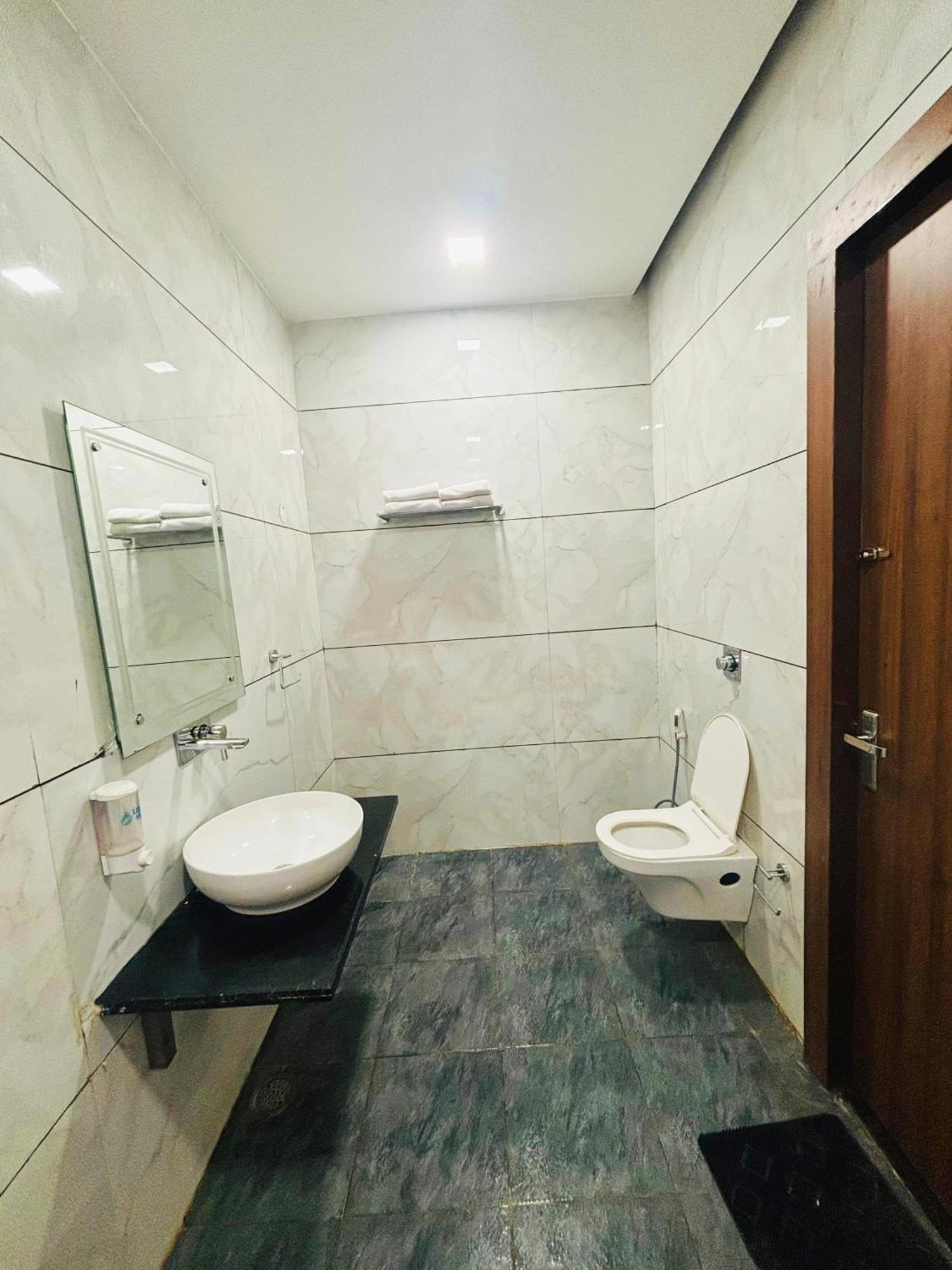 Hotel Amar Vilas & Resort Bharatpur Exterior photo