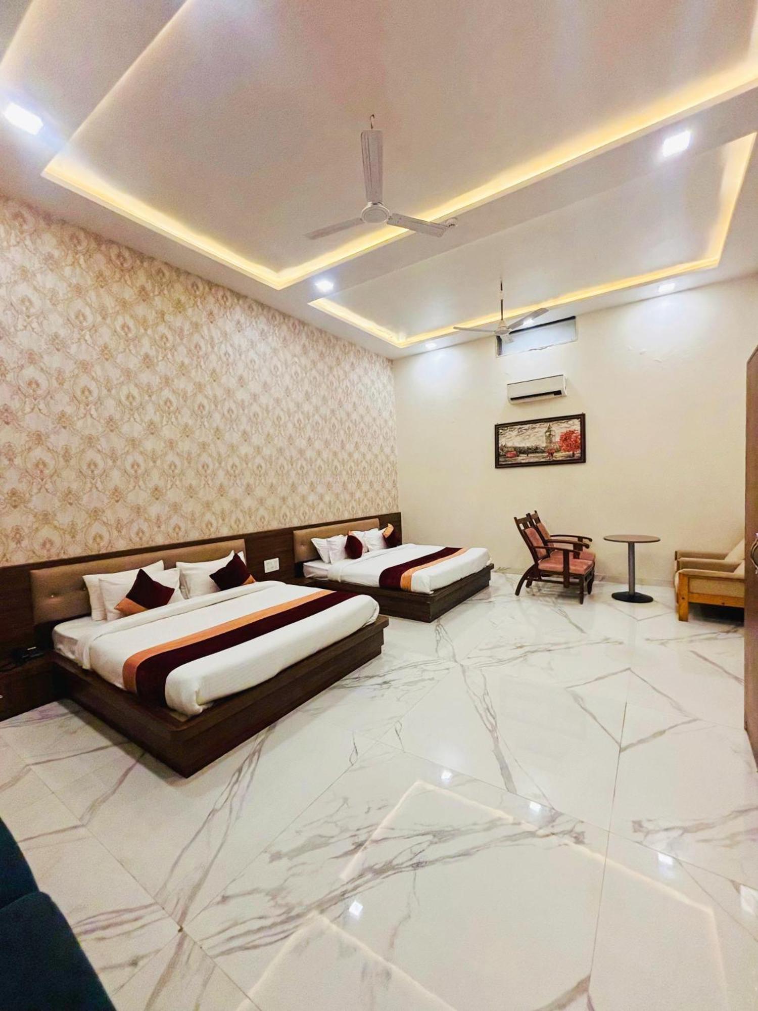 Hotel Amar Vilas & Resort Bharatpur Exterior photo