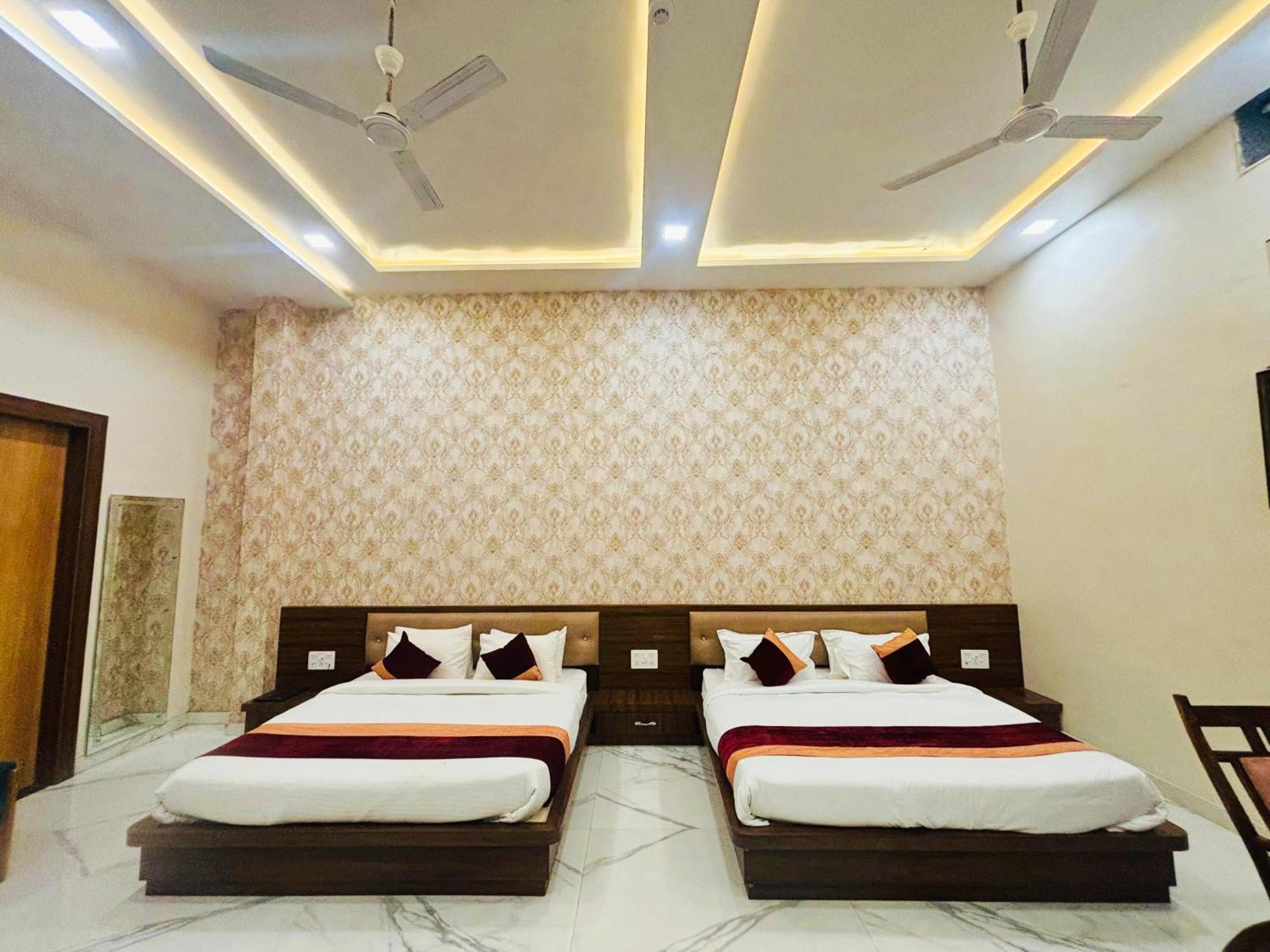 Hotel Amar Vilas & Resort Bharatpur Exterior photo